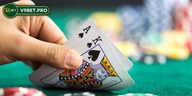 Cách chơi Xì Dách biết khi nào nên rút hoặc dừng